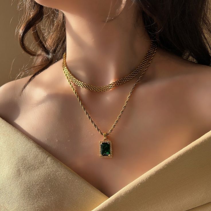 Chain Pendent